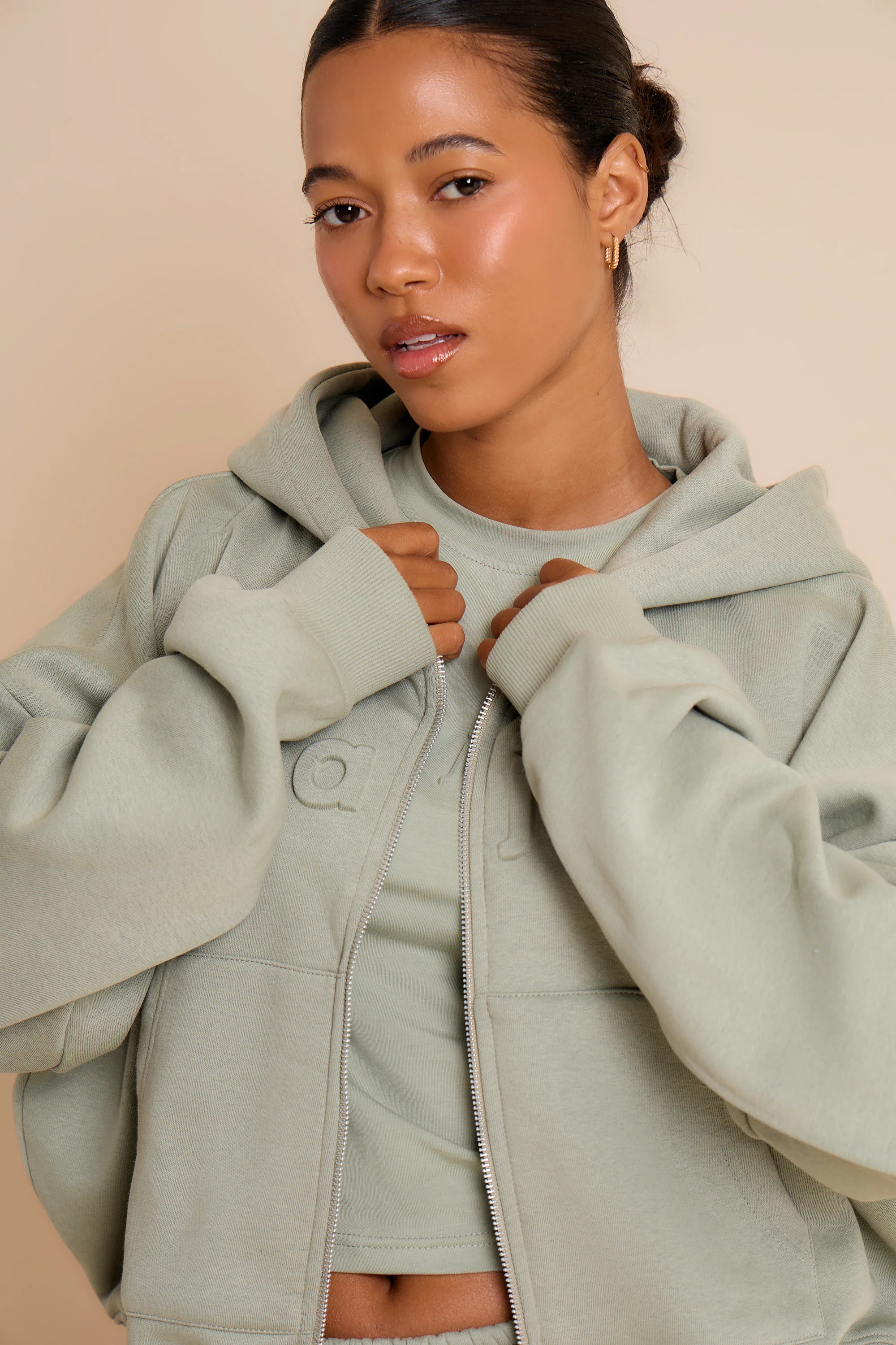 Kaiia Embossed Oversized Zip Through Hoodie Eucalyptus - Image 2