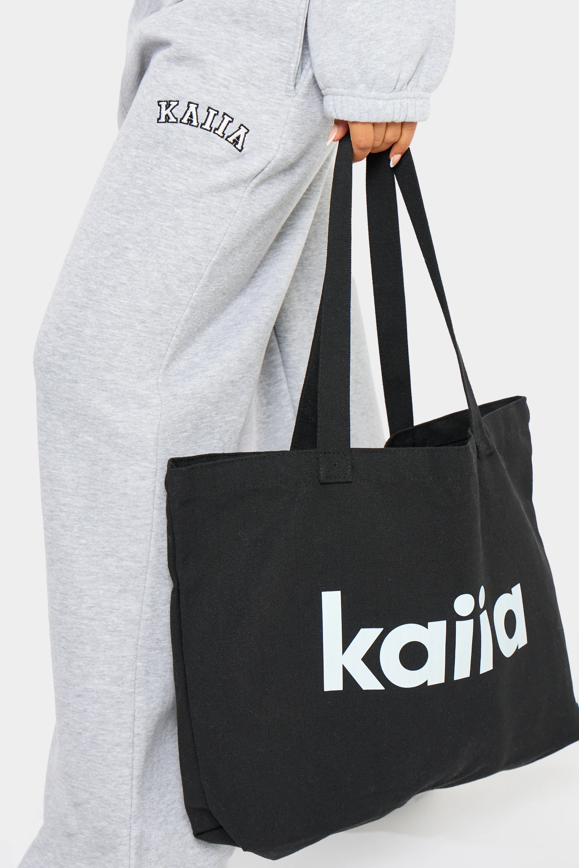 Kaiia Tote Bag Black & White - Image 2