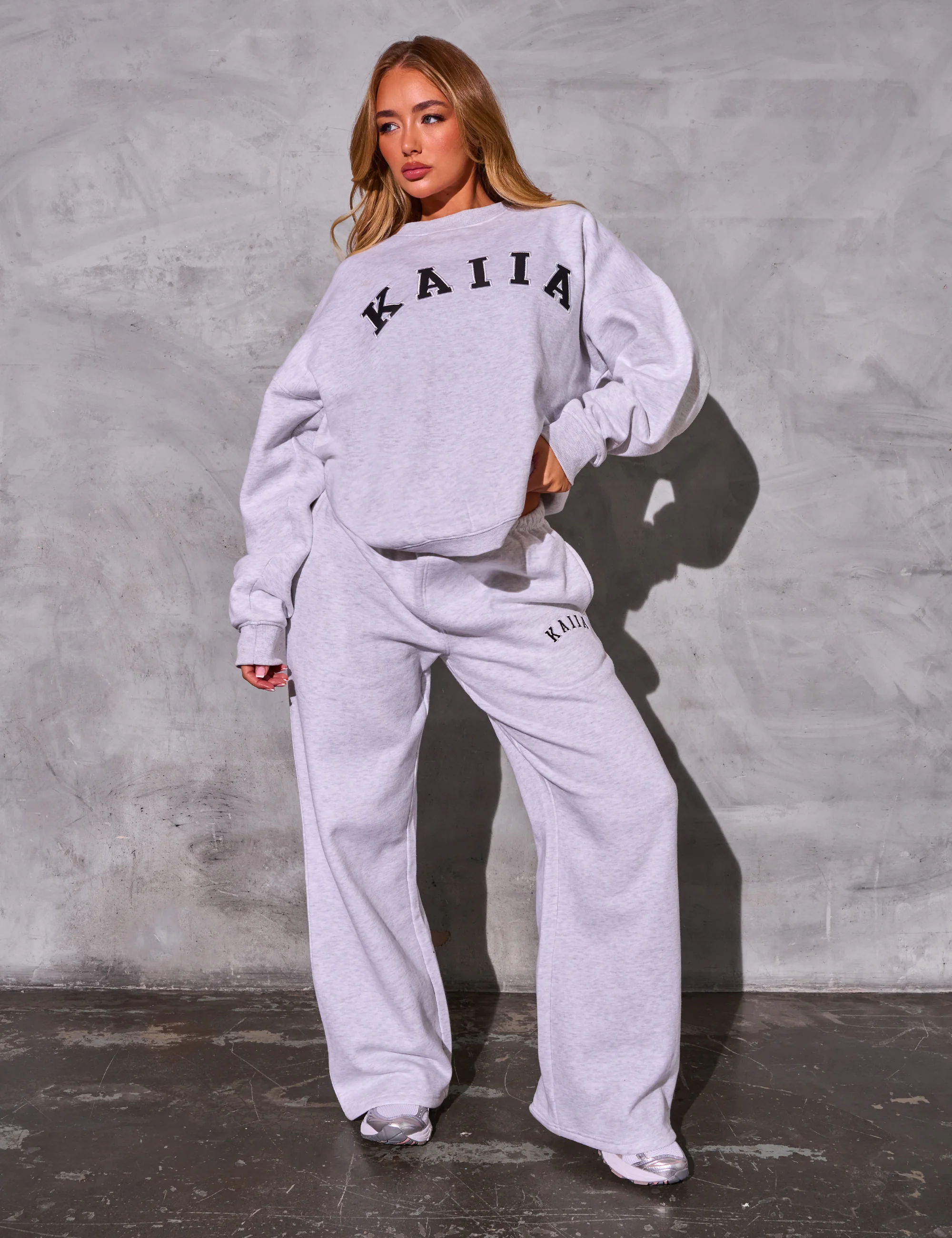 Kaiia Logo Oversized Sweatshirt Light Grey Marl & Black - Image 3