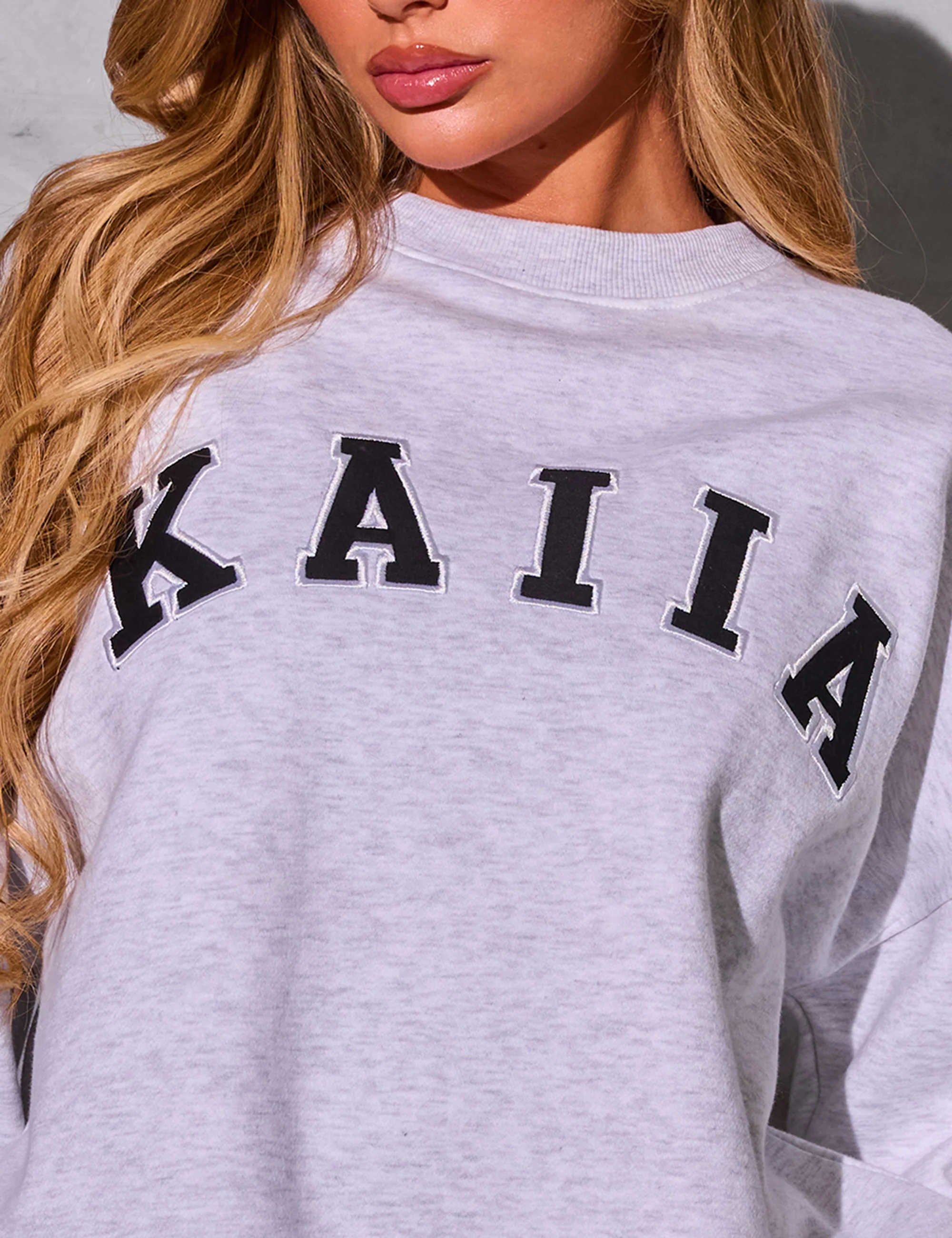 Kaiia Logo Oversized Sweatshirt Light Grey Marl & Black - Image 4