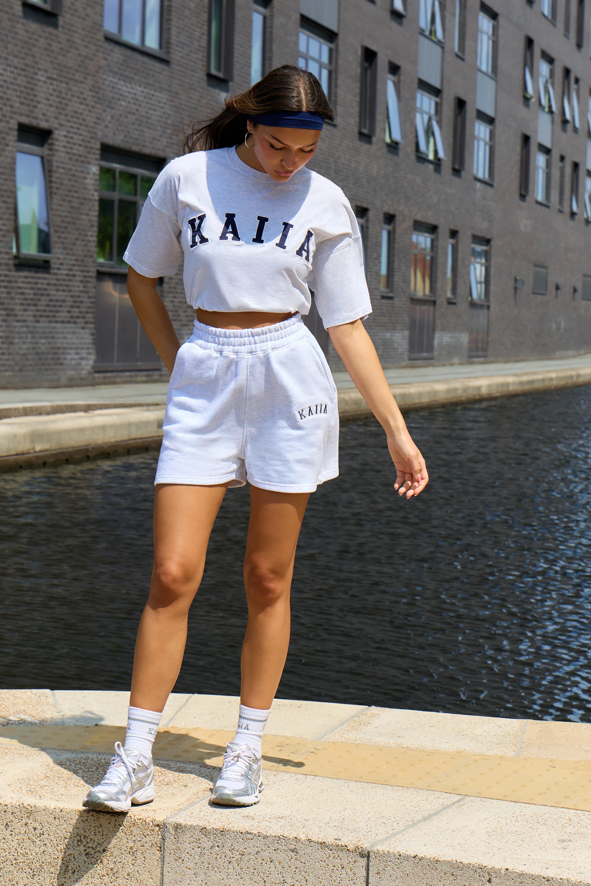 Kaiia Oversized T-shirt Light Grey Marl & Navy - Image 13