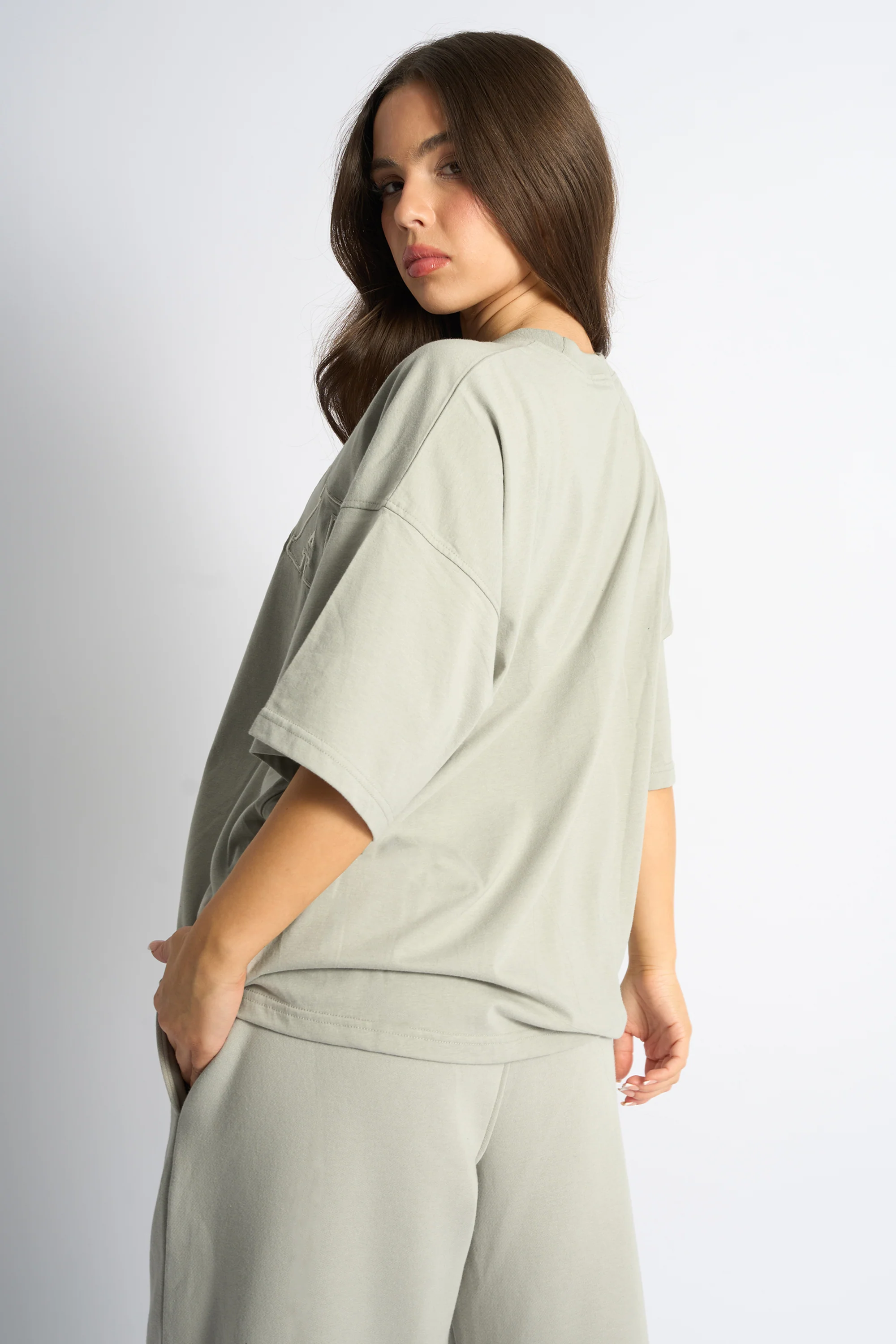 Kaiia Logo Oversized T-Shirt Pebble - Image 2