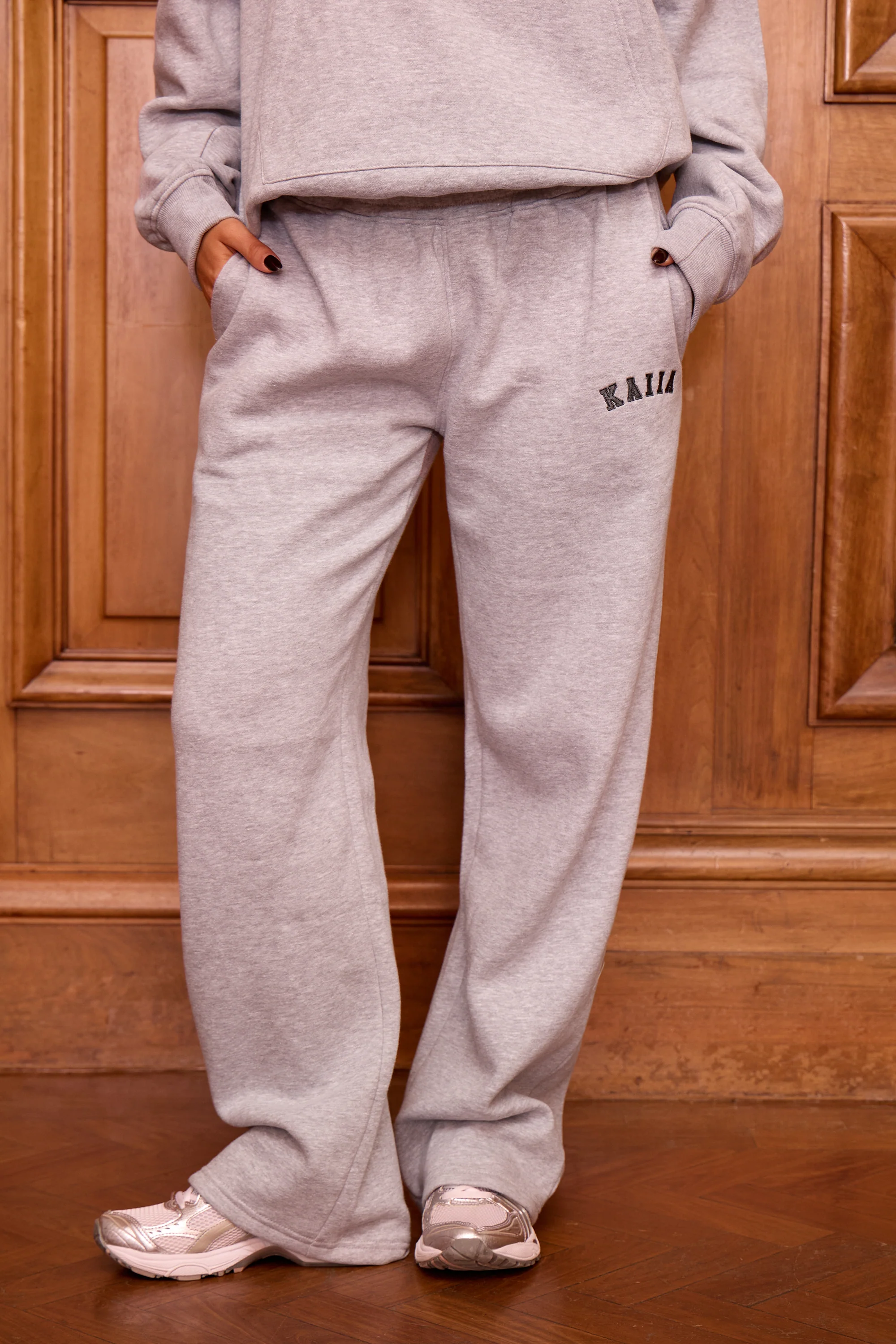 Kaiia Slogan Wide Leg Joggers Mid Grey Marl & Pine Green - Image 3